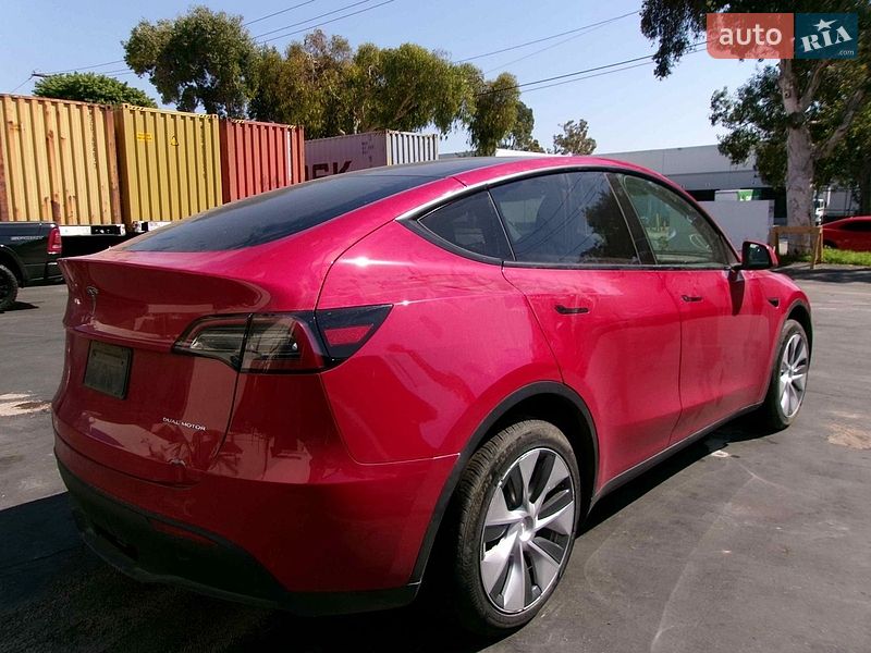 Внедорожник / Кроссовер Tesla Model Y 2023 в Виннице