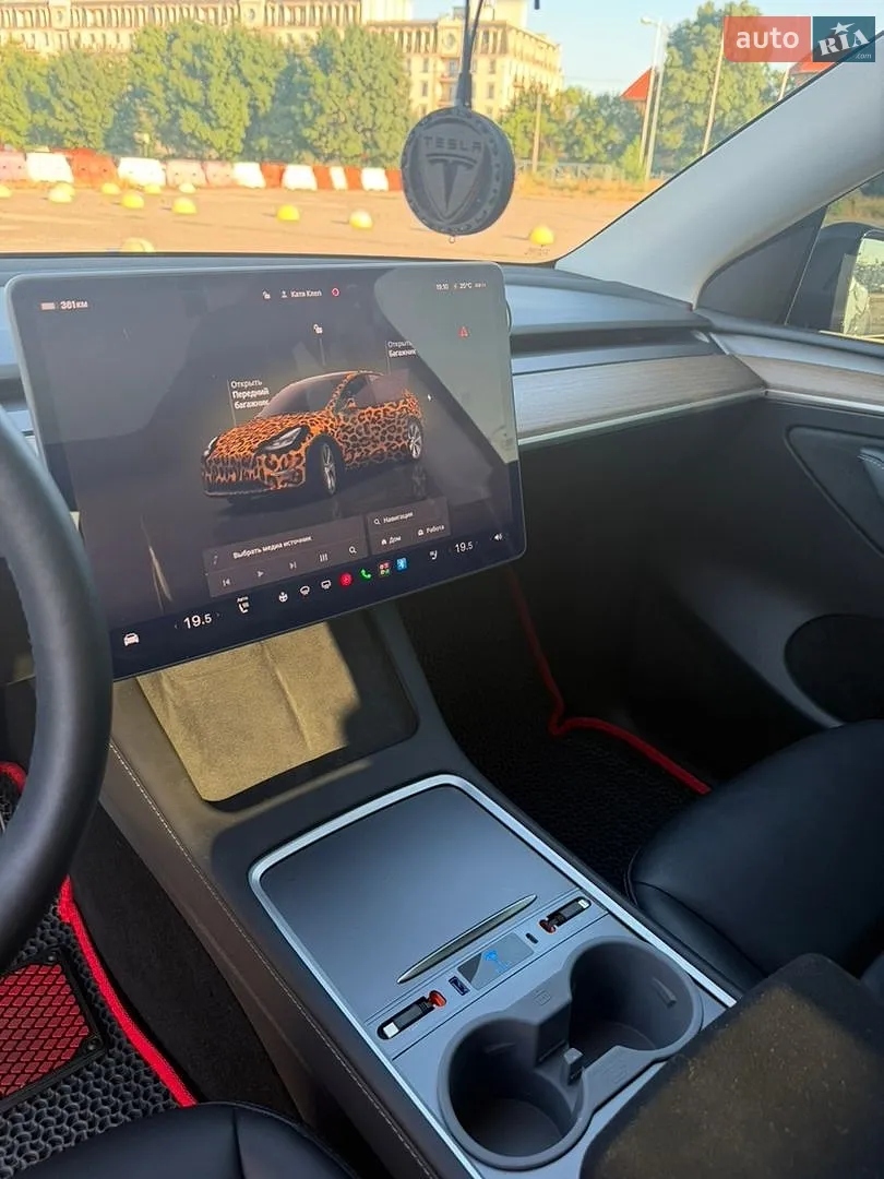 2023 Tesla Model Y - мініатюра 10
