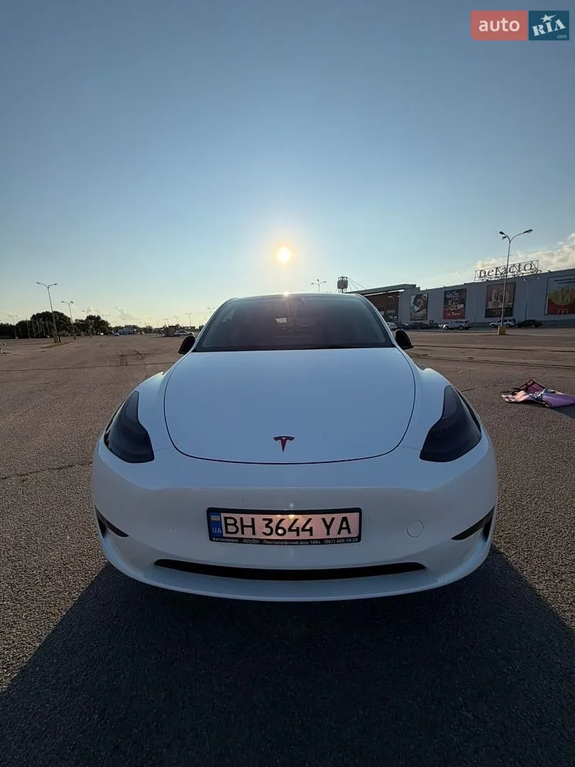 2023 Tesla Model Y - мініатюра 4