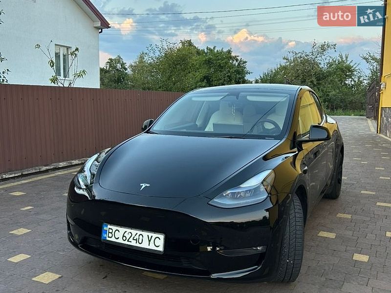 Позашляховик / Кросовер Tesla Model Y 2023 в Старому Самборі фото Позашляховик / Кросовер Tesla Model Y 2023 в Старому Самборі