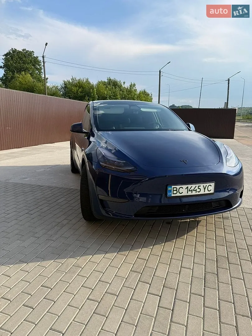 Tesla Model Y 2024 VIN 7SAYGAEE3RF111295 фото оголошення 18 з 23
