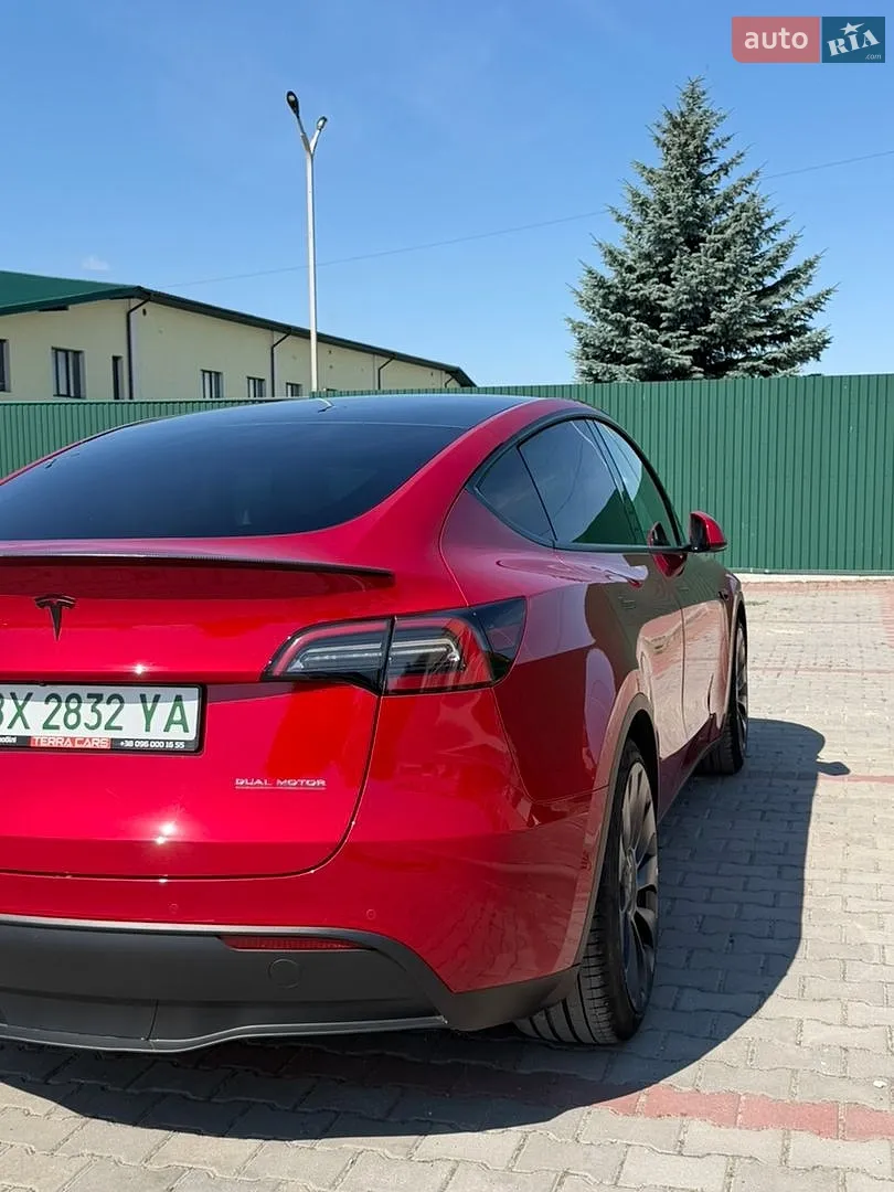 2022 Tesla Model Y - фото 1