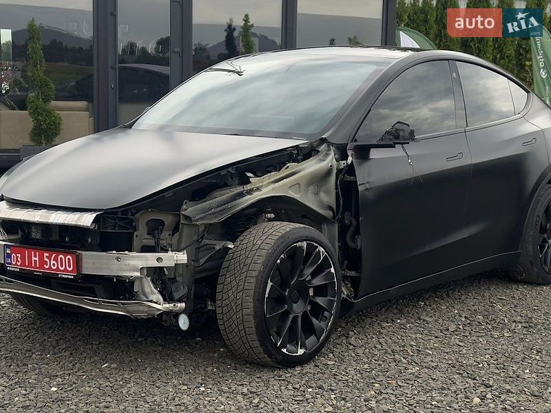 Внедорожник / Кроссовер Tesla Model Y 2020 в Луцке