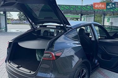 Внедорожник / Кроссовер Tesla Model Y 2024 в Ивано-Франковске