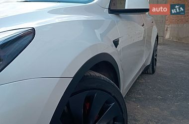 Позашляховик / Кросовер Tesla Model Y 2022 в Хмельницькому