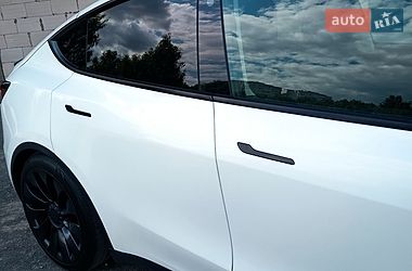 Позашляховик / Кросовер Tesla Model Y 2022 в Хмельницькому