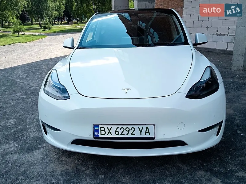 Tesla Model Y 2022