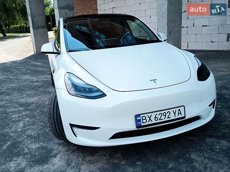 Позашляховик / Кросовер Tesla Model Y 2022 в Хмельницькому