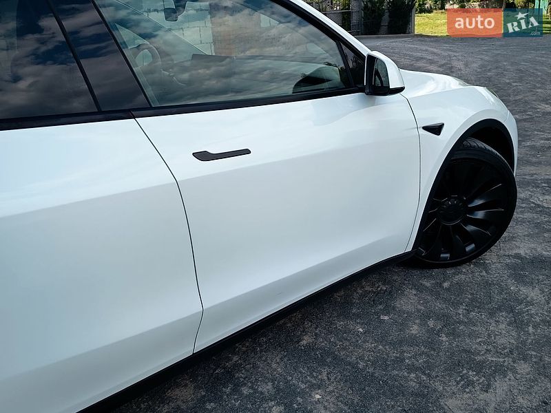 Позашляховик / Кросовер Tesla Model Y 2022 в Хмельницькому