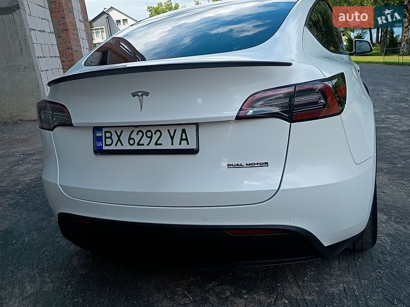 Позашляховик / Кросовер Tesla Model Y 2022 в Хмельницькому