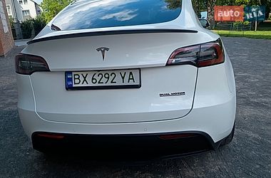 Позашляховик / Кросовер Tesla Model Y 2022 в Хмельницькому