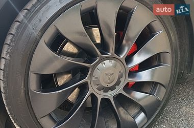 Позашляховик / Кросовер Tesla Model Y 2022 в Хмельницькому
