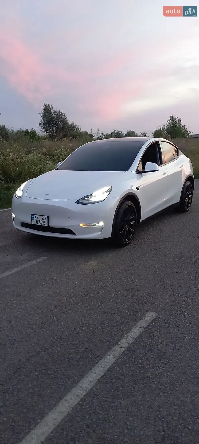 2022 Tesla Model Y - мініатюра 5