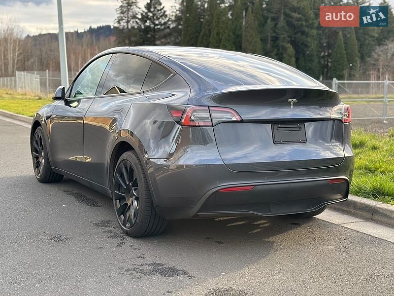 Tesla Model Y 2021 Tesla Model Y 2021