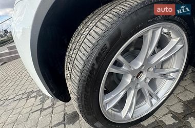 Позашляховик / Кросовер Tesla Model Y 2024 в Львові