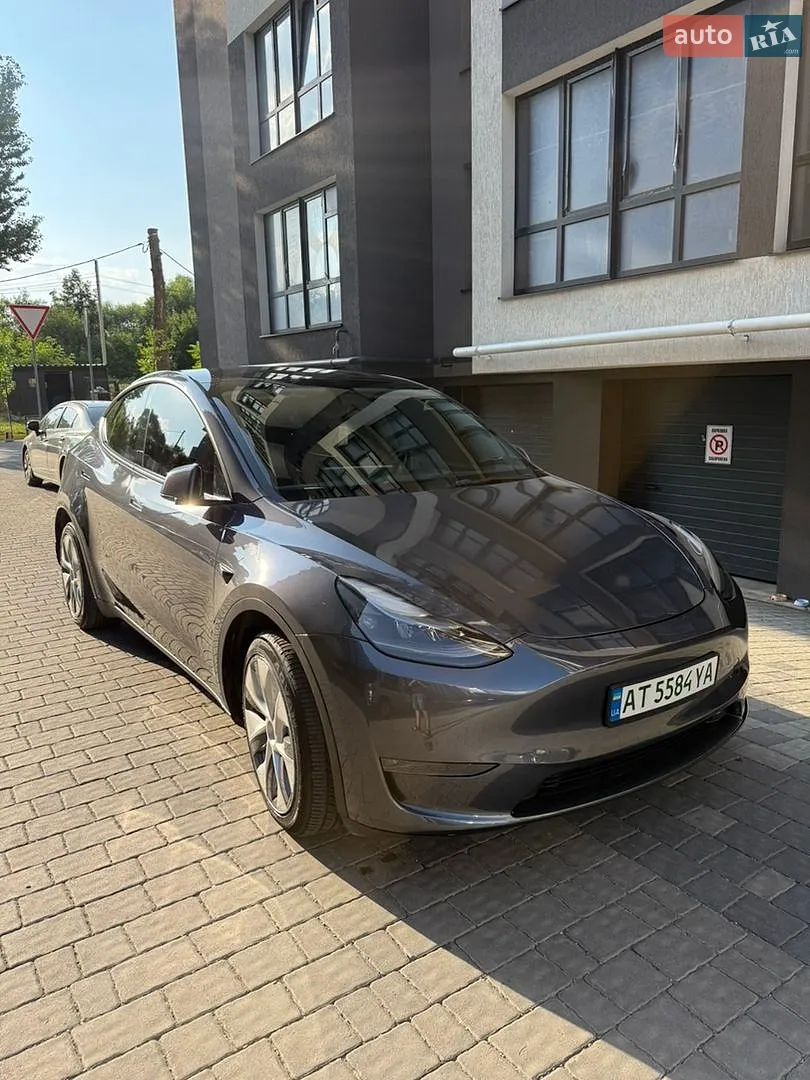 2023 Tesla Model Y - мініатюра 3
