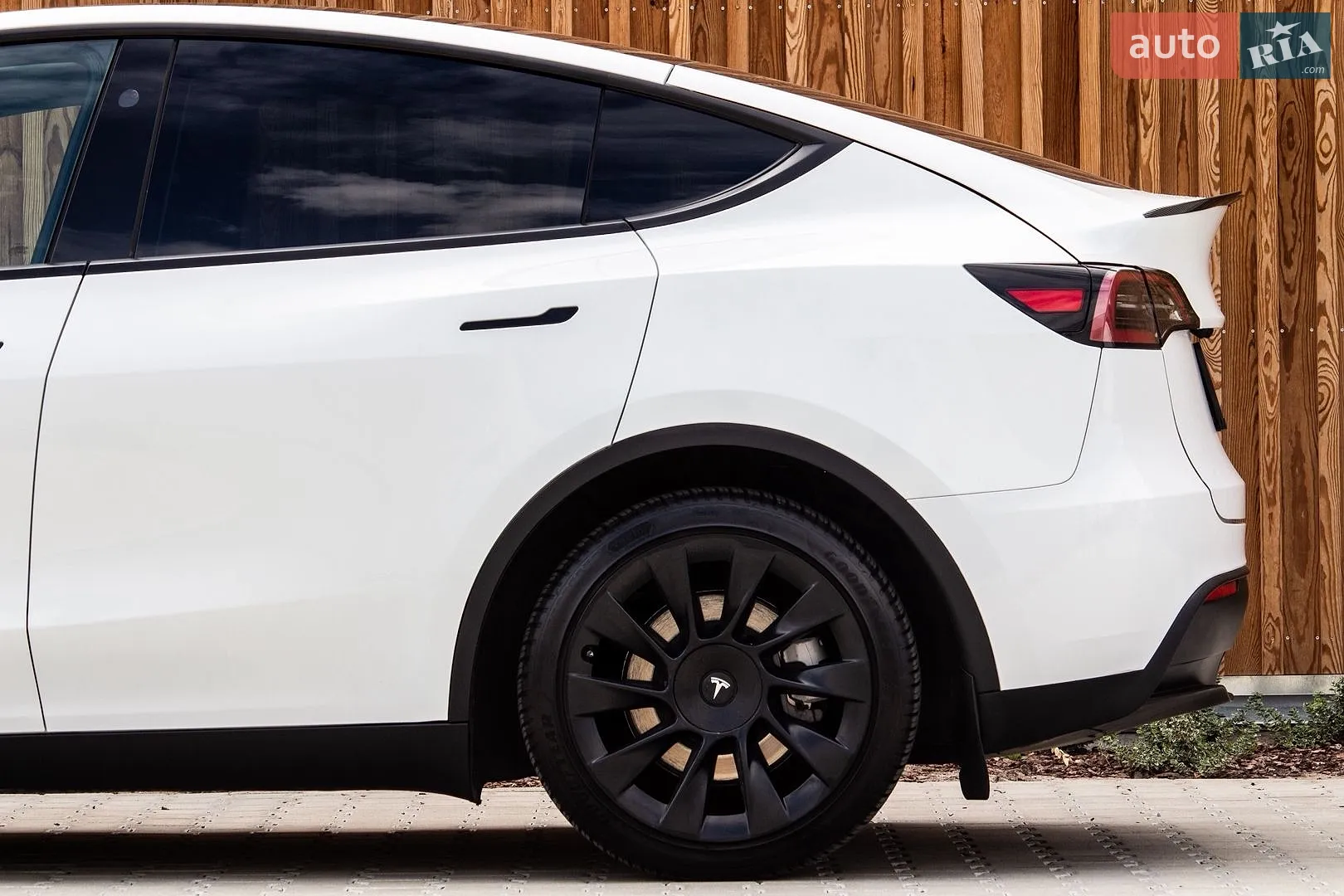 2024 Tesla Model Y - мініатюра 12