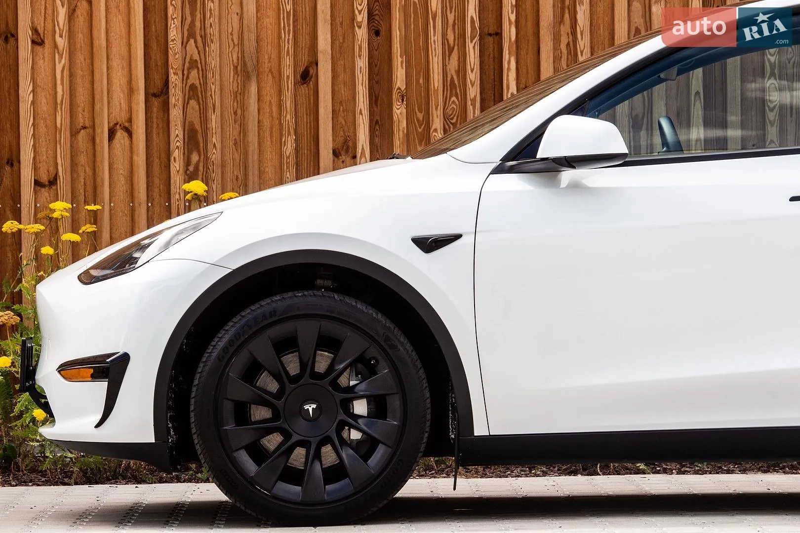2024 Tesla Model Y - мініатюра 8