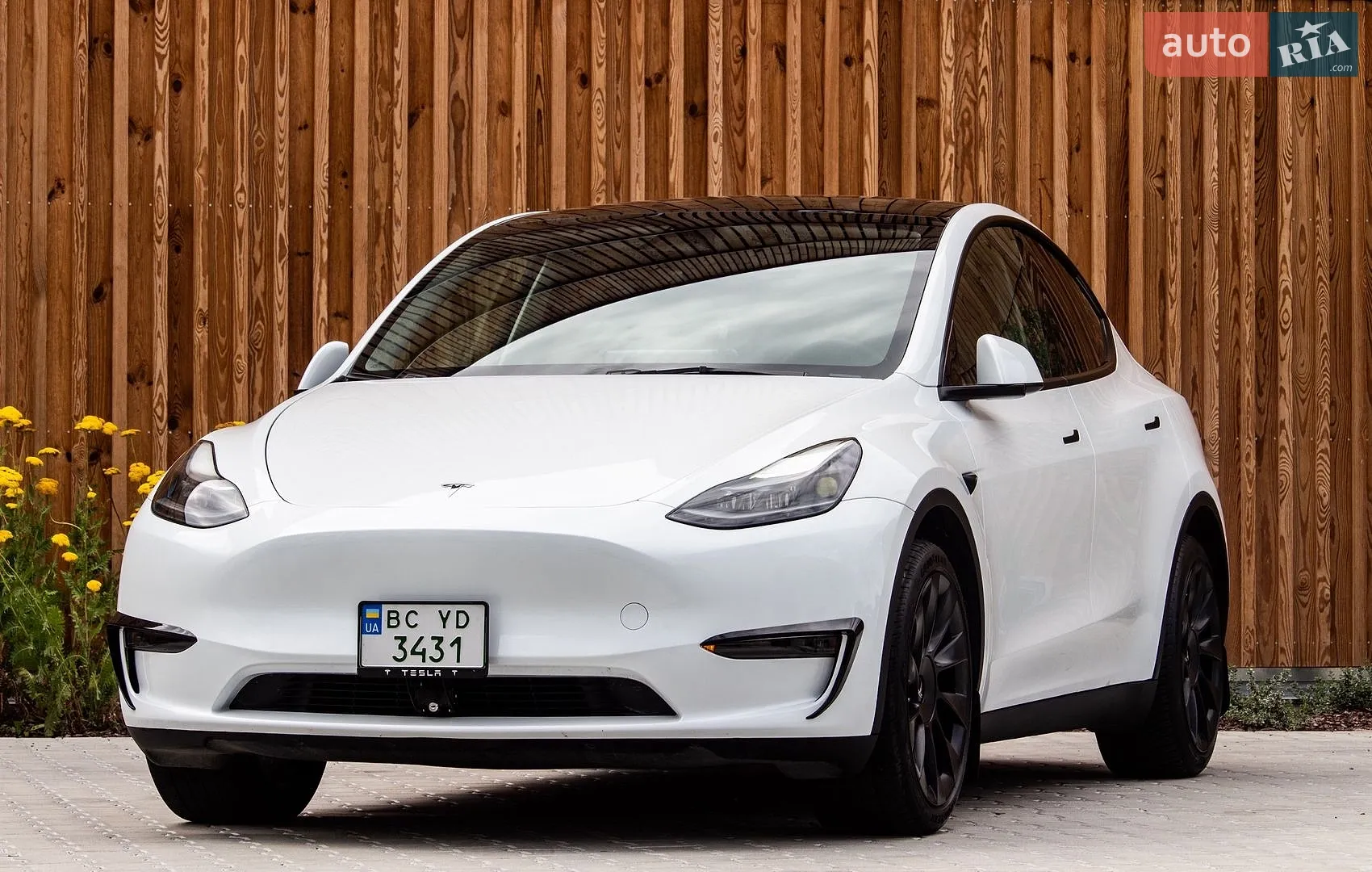 2024 Tesla Model Y - мініатюра 4