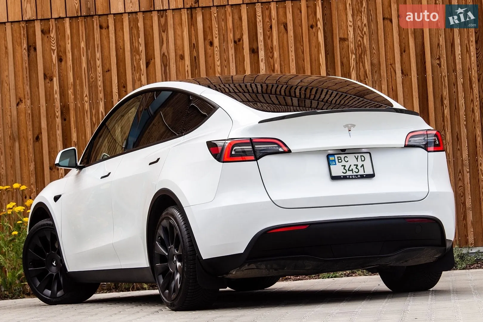 2024 Tesla Model Y - мініатюра 19