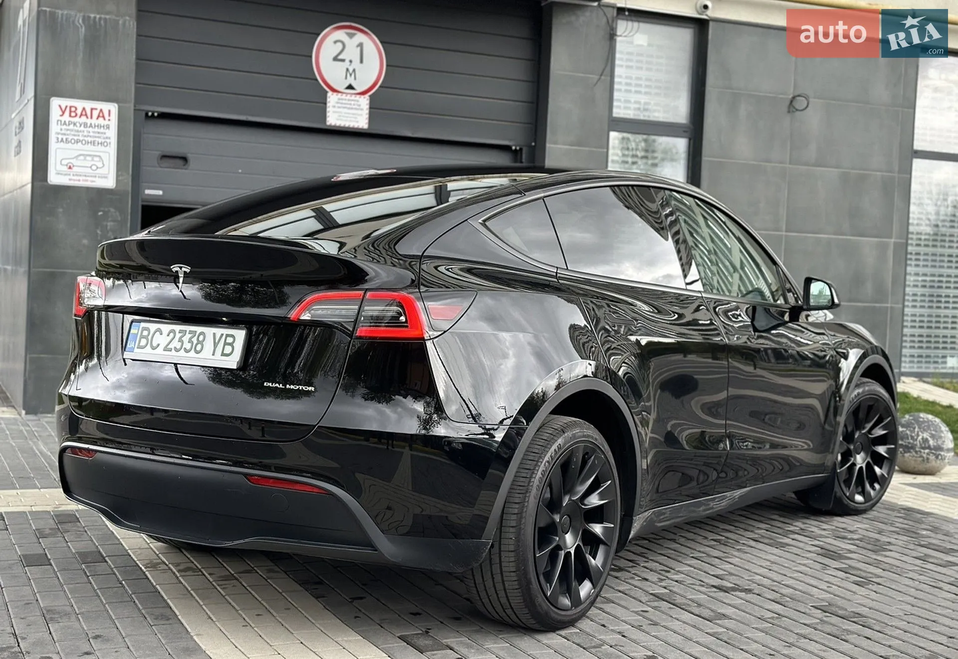 2023 Tesla Model Y - мініатюра 19