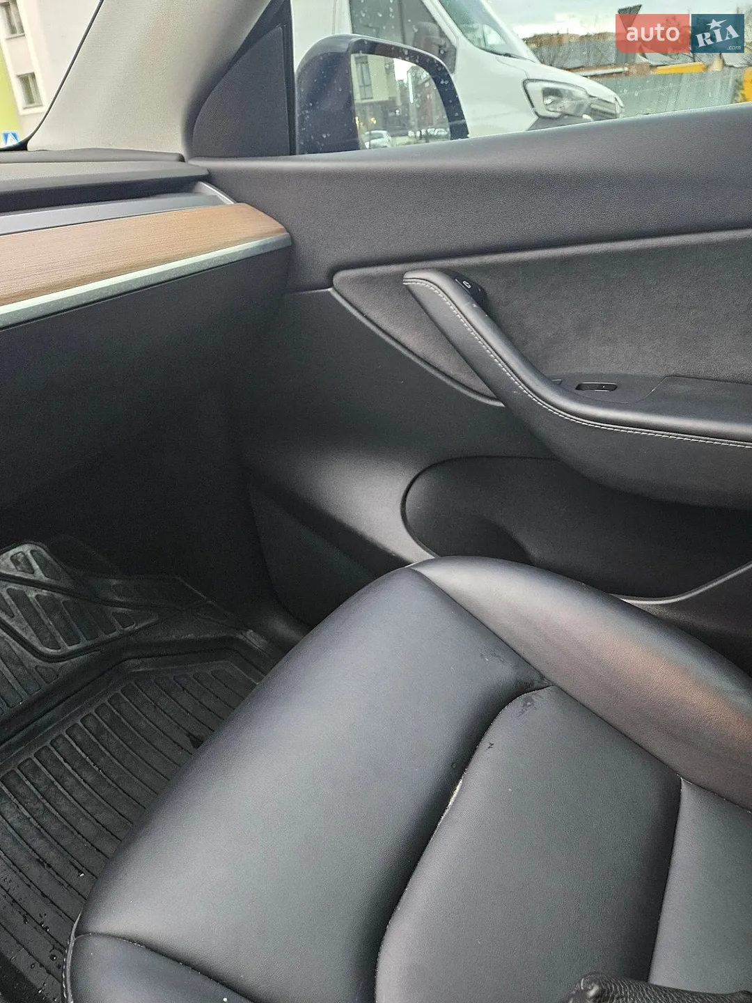 2021 Tesla Model Y - мініатюра 10
