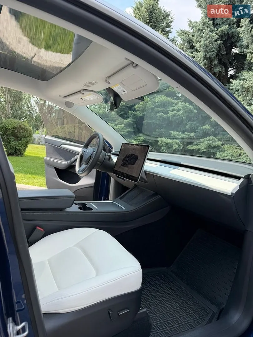 2023 Tesla Model Y - мініатюра 12
