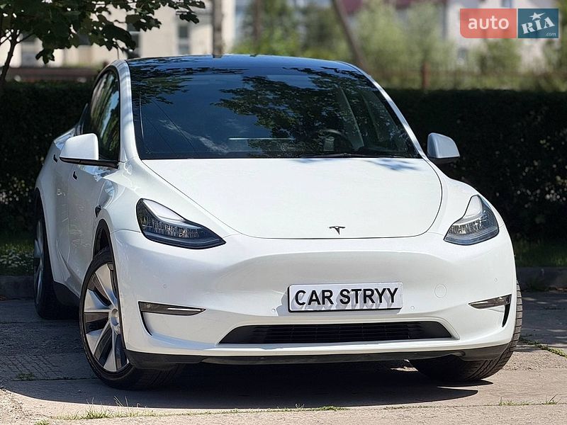 Позашляховик / Кросовер Tesla Model Y 2021 в Стрию
