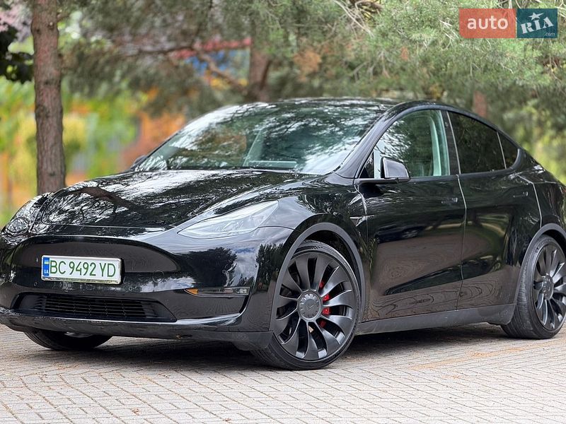 Tesla Model Y, фото из объявления