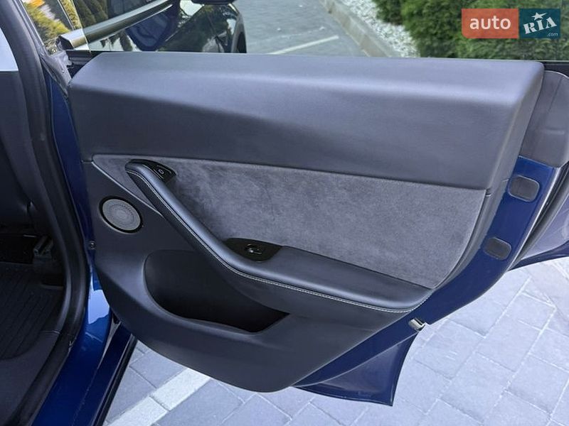 Внедорожник / Кроссовер Tesla Model Y 2020 в Городке