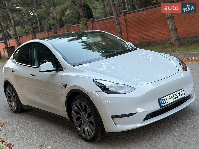 Внедорожник / Кроссовер Tesla Model Y 2023 в Днепре