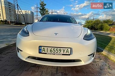 Позашляховик / Кросовер Tesla Model Y 2024 в Бучі