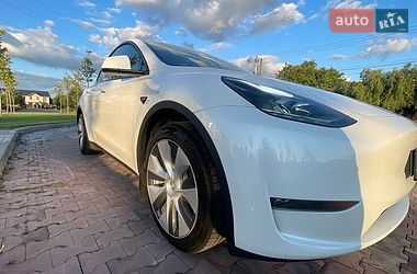 Позашляховик / Кросовер Tesla Model Y 2024 в Бучі