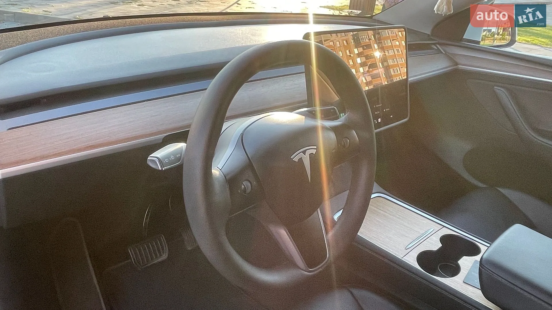 2024 Tesla Model Y - мініатюра 48