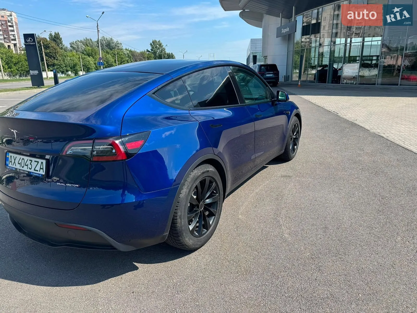 2022 Tesla Model Y - мініатюра 3