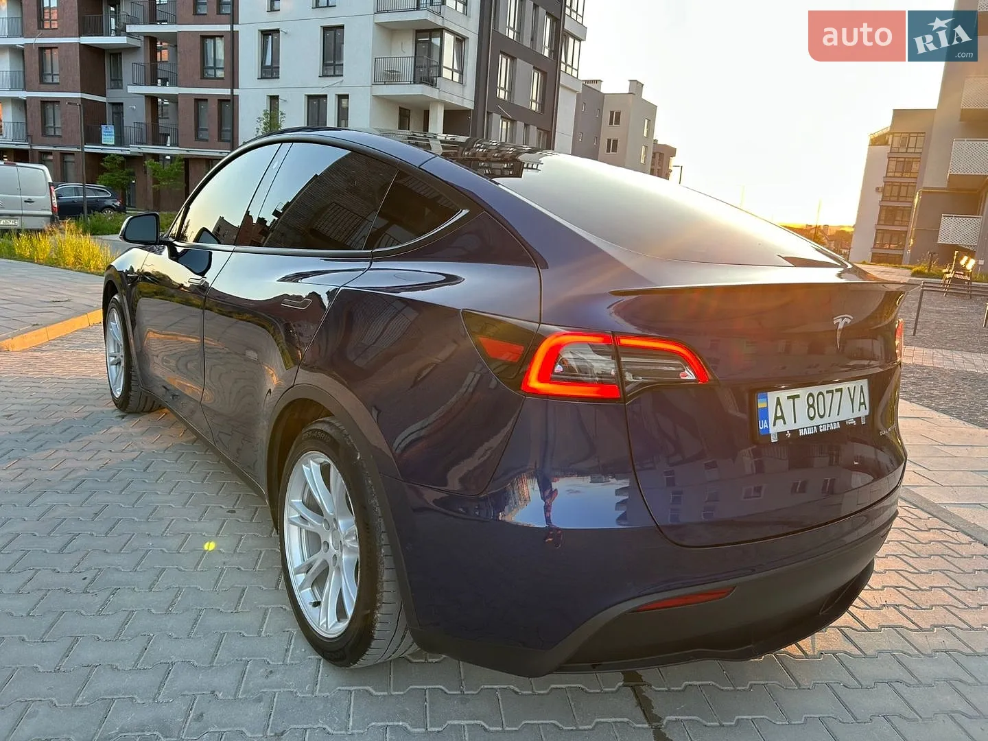 2021 Tesla Model Y - мініатюра 9