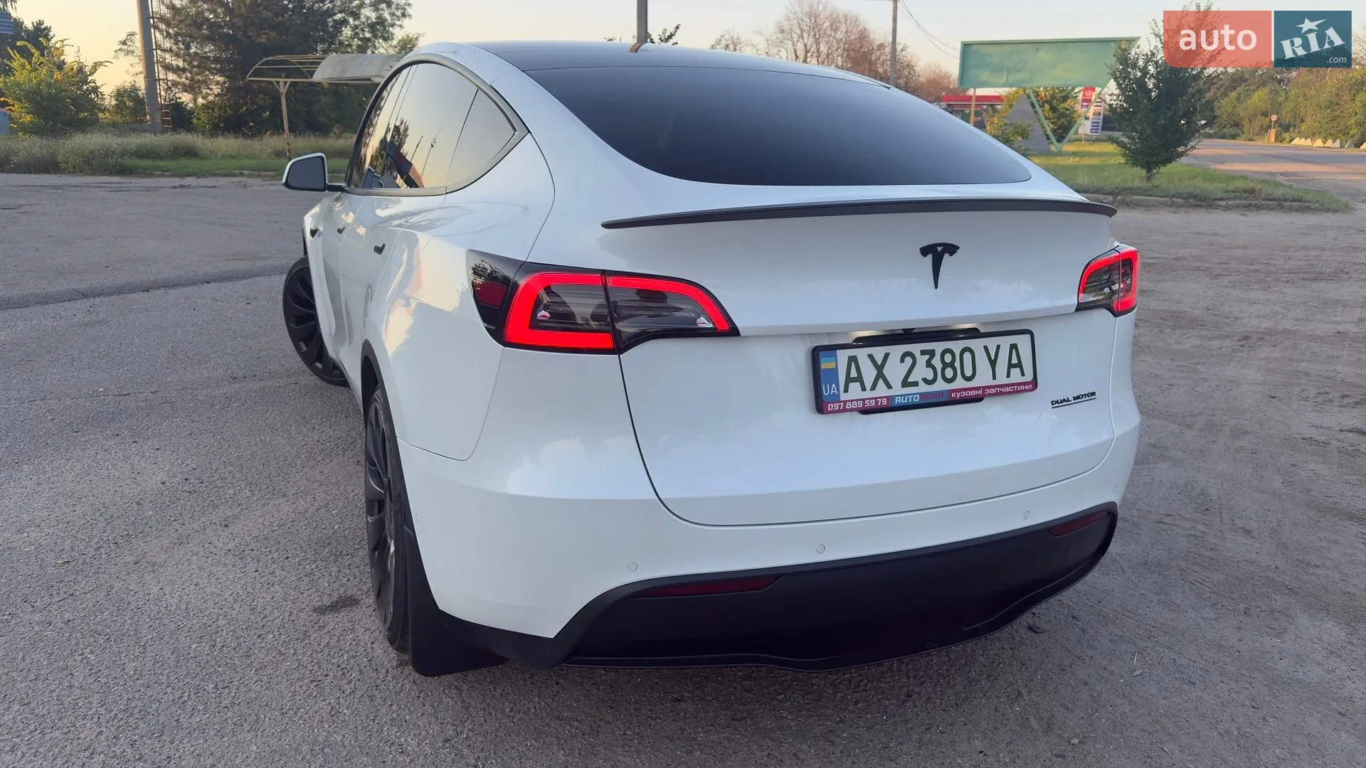 2021 Tesla Model Y - мініатюра 5