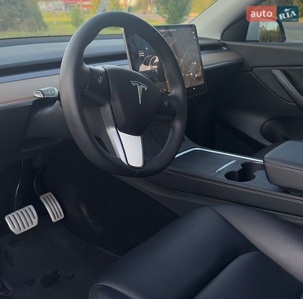 Внедорожник / Кроссовер Tesla Model Y 2021 в Харькове