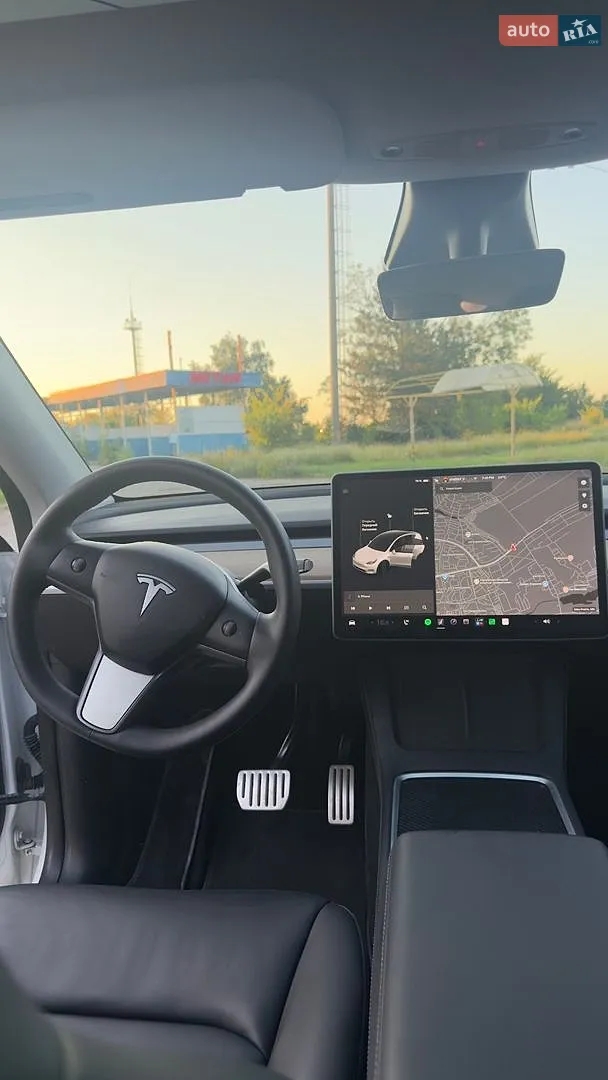 2021 Tesla Model Y - мініатюра 23