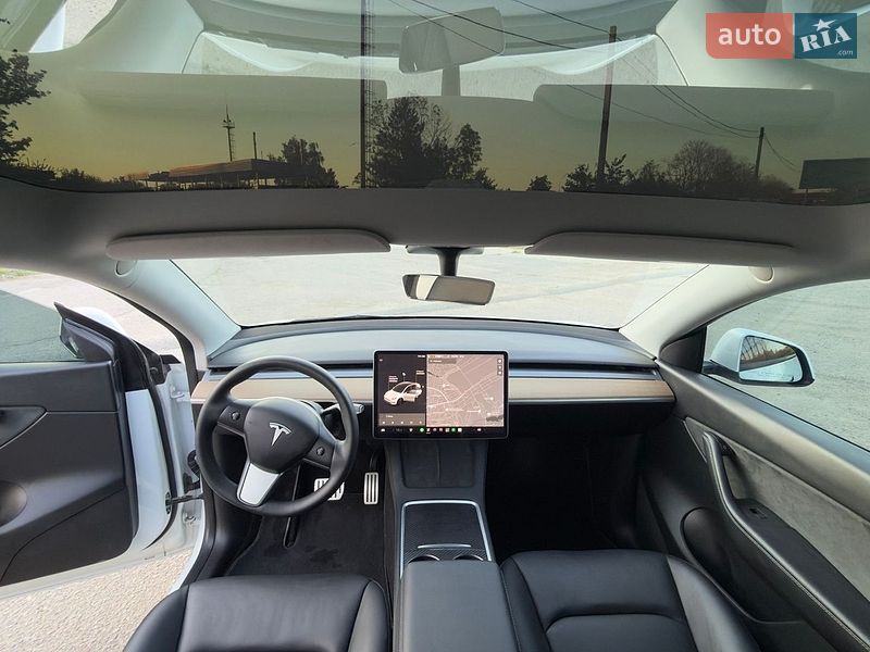 Внедорожник / Кроссовер Tesla Model Y 2021 в Харькове