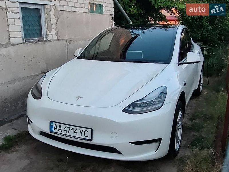 Tesla Model Y 2021 Tesla Model Y 2021