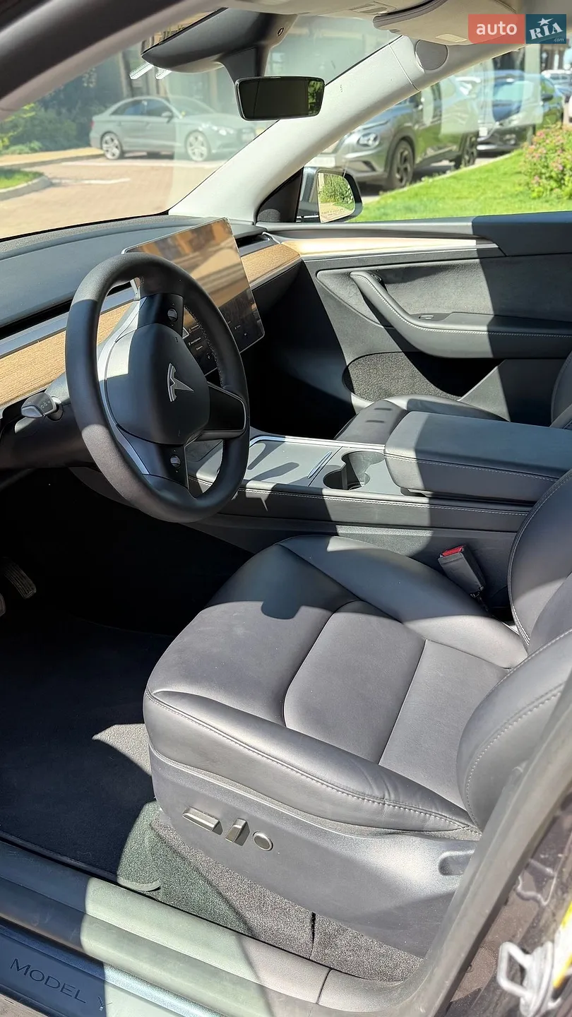 2024 Tesla Model Y - мініатюра 30