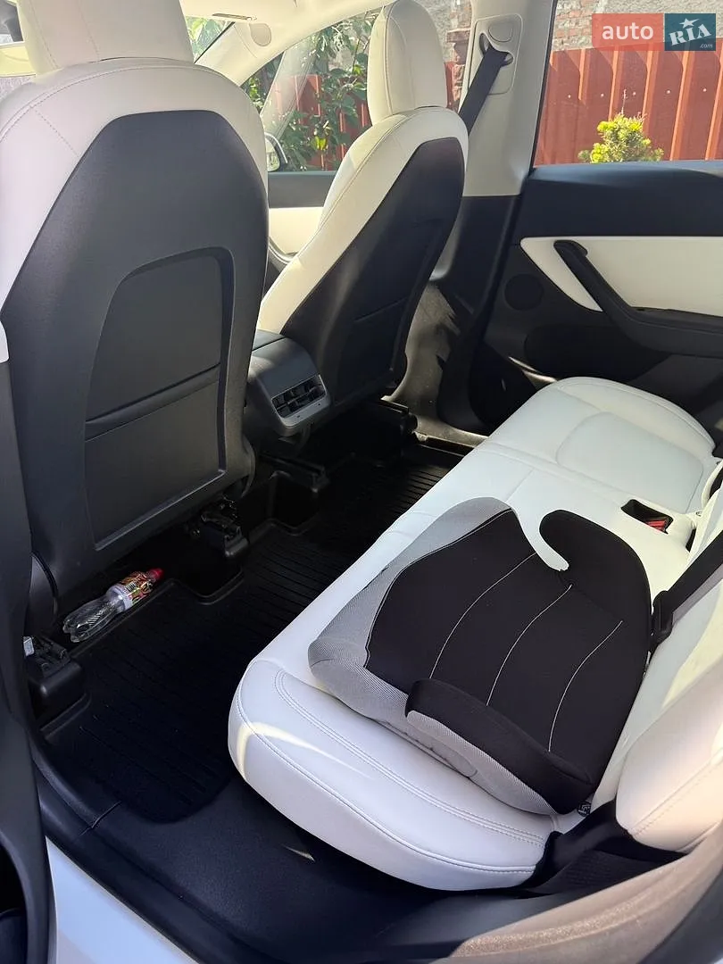 2021 Tesla Model Y - мініатюра 11