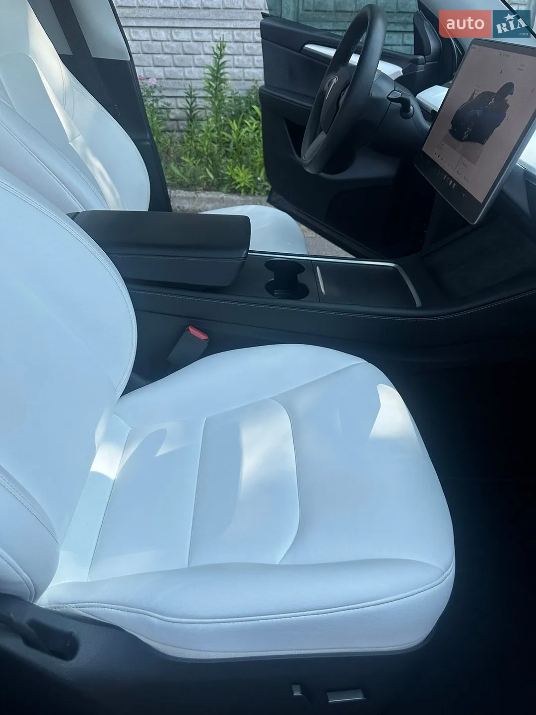 2023 Tesla Model Y - мініатюра 21