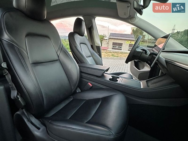 Позашляховик / Кросовер Tesla Model Y 2021 в Вінниці