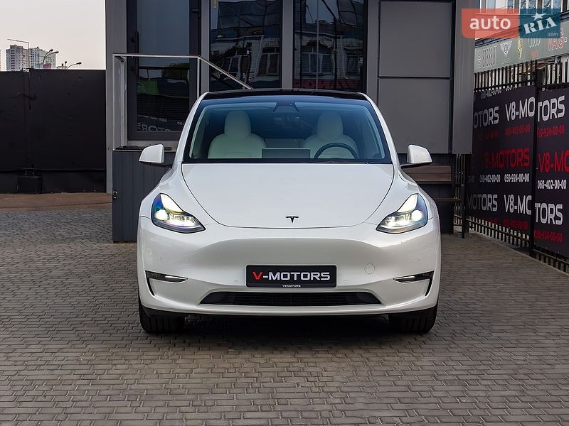 Позашляховик / Кросовер Tesla Model Y 2022 в Києві фото 5 Позашляховик / Кросовер Tesla Model Y 2022 в Києві