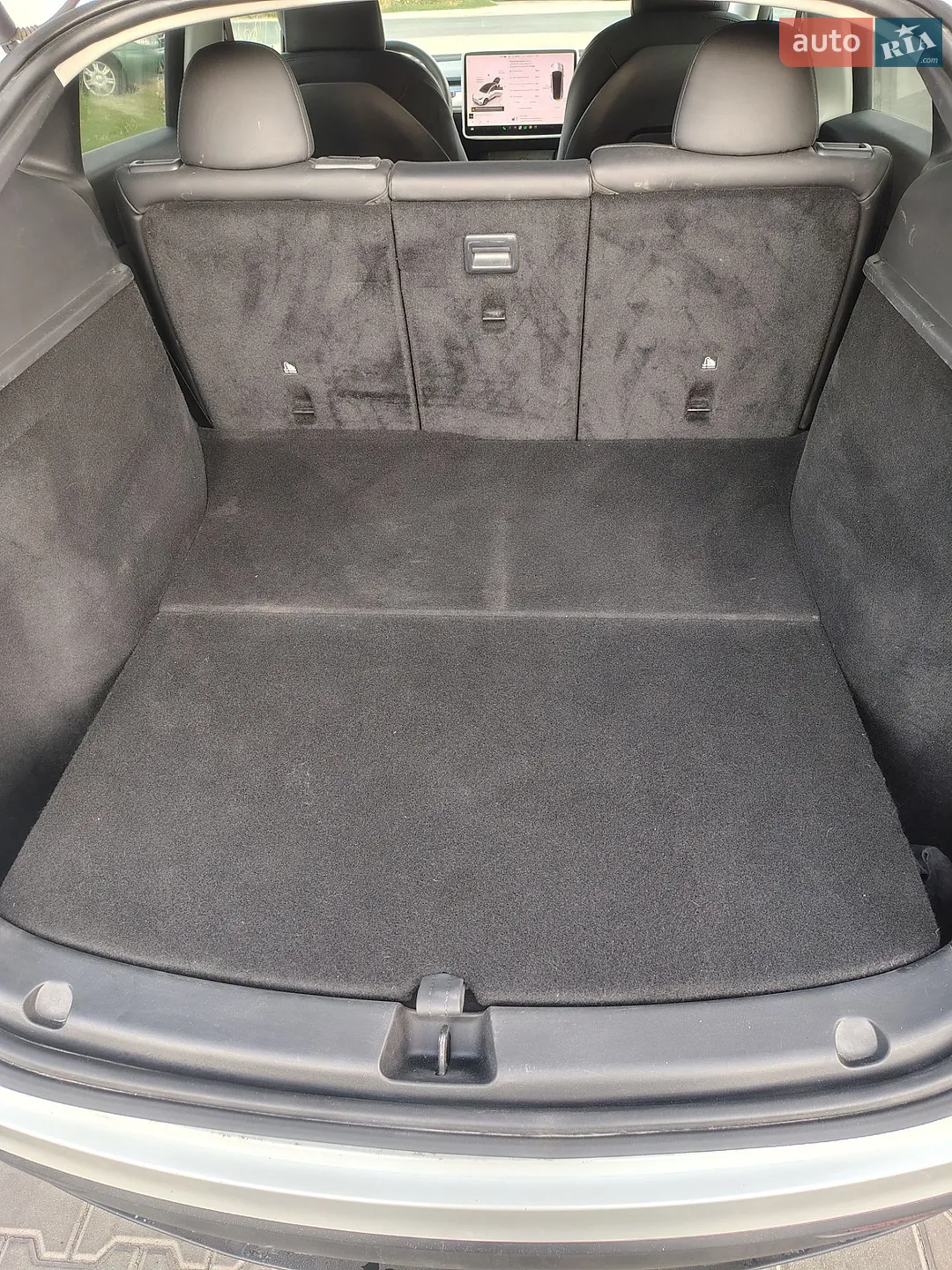 2024 Tesla Model Y - мініатюра 24