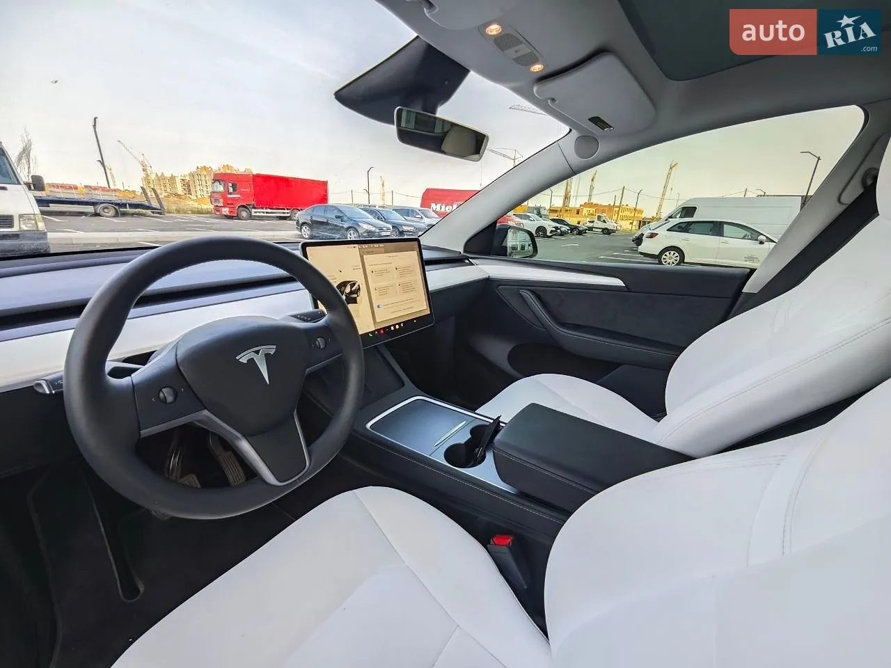 2024 Tesla Model Y - мініатюра 4
