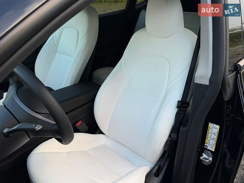 Позашляховик / Кросовер Tesla Model Y 2024 в Самборі фото 20 Позашляховик / Кросовер Tesla Model Y 2024 в Самборі