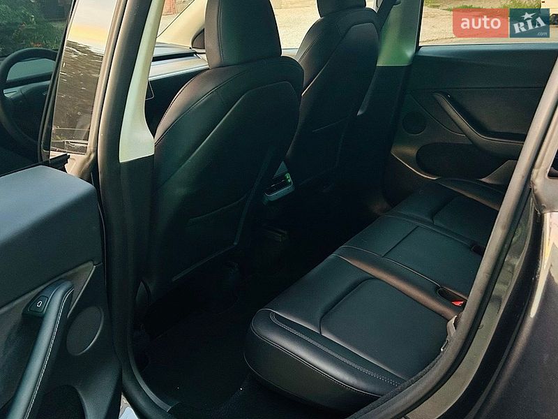 Позашляховик / Кросовер Tesla Model Y 2024 в Запоріжжі